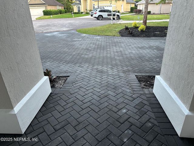 1816 CREEKWOOD Lane, Fleming Island, FL 32003