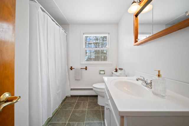 64 Lake Street, Salem, NH 03079