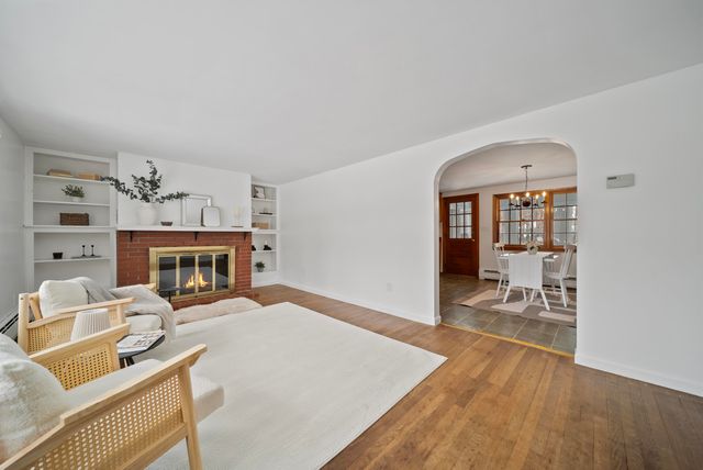 64 Lake Street, Salem, NH 03079