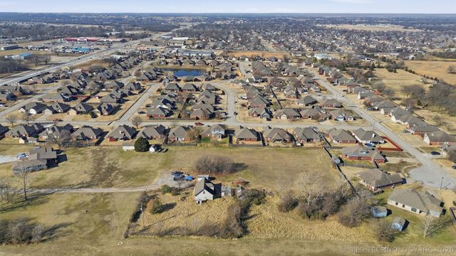 11825 E 116th Street N, Owasso, OK 74021