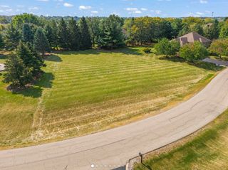 36 River Ridge Drive, Sleepy Hollow, IL 60118