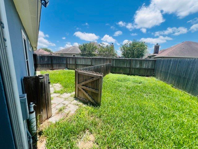 4045 Puget Sound Dr, Corpus Christi, TX 78410
