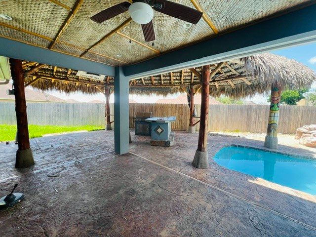 4045 Puget Sound Dr, Corpus Christi, TX 78410