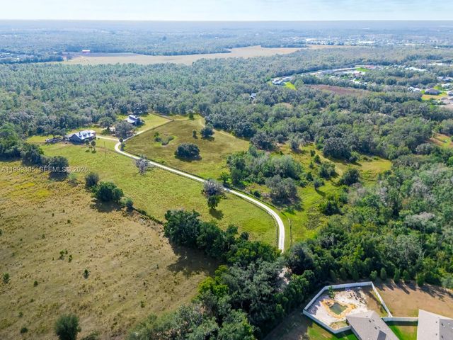 2405 N Rye Rd, Bradenton, FL 34219
