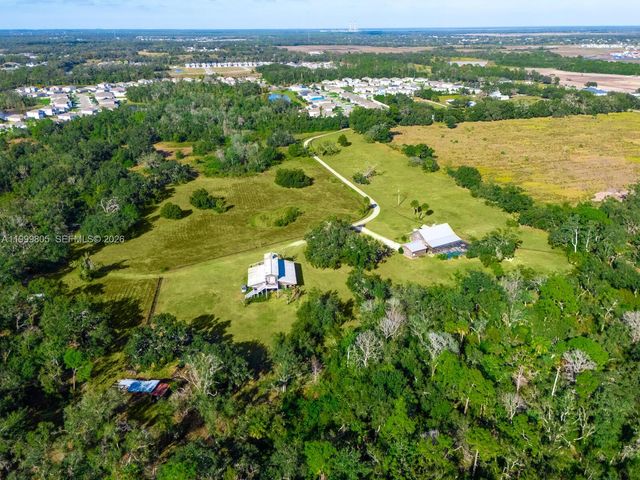 2405 N Rye Rd, Bradenton, FL 34219