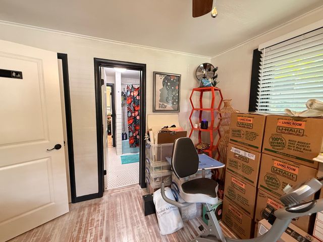 1318 Oakview Street, Haltom City, TX 76117