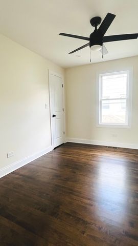 4107 W Addison Street, Chicago, IL 60641