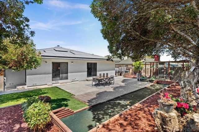 1031 Trinity Drive, Hollister, CA 95023