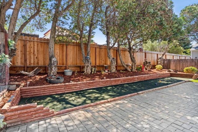 1031 Trinity Drive, Hollister, CA 95023