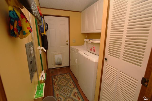 1720 Hemlock Street, Frenchtown Twp, MI 48162