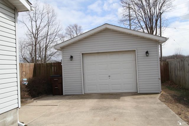1720 Hemlock Street, Frenchtown Twp, MI 48162