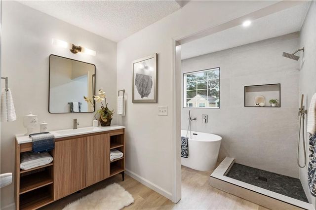 3652 Platina Park Court, Decatur, GA 30034