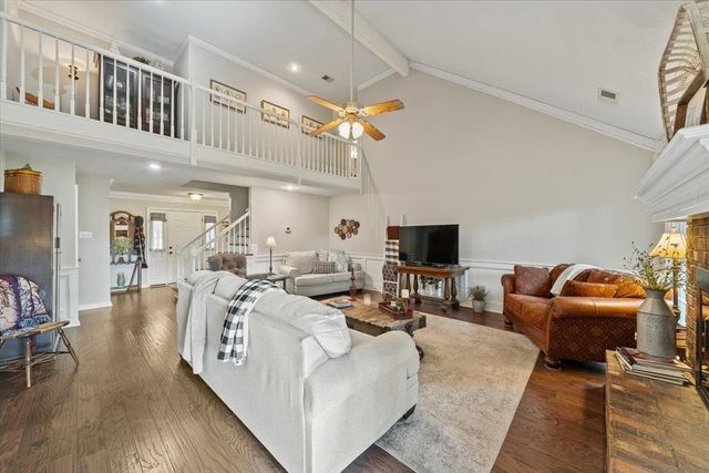 2628 MORNING GROVE DR, Memphis, TN 38016