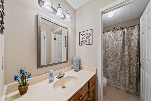 2628 MORNING GROVE DR, Memphis, TN 38016