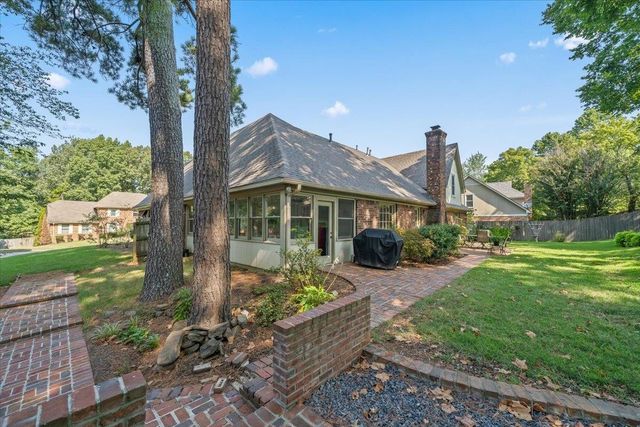 2628 MORNING GROVE DR, Memphis, TN 38016