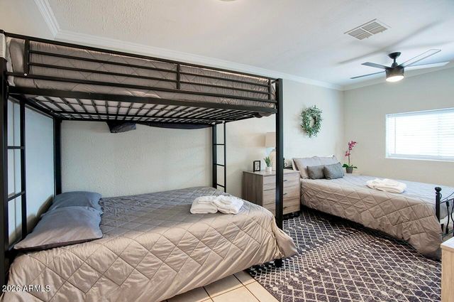 8820 W MESCAL Street, Peoria, AZ 85345