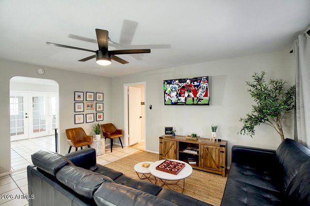 8820 W MESCAL Street, Peoria, AZ 85345