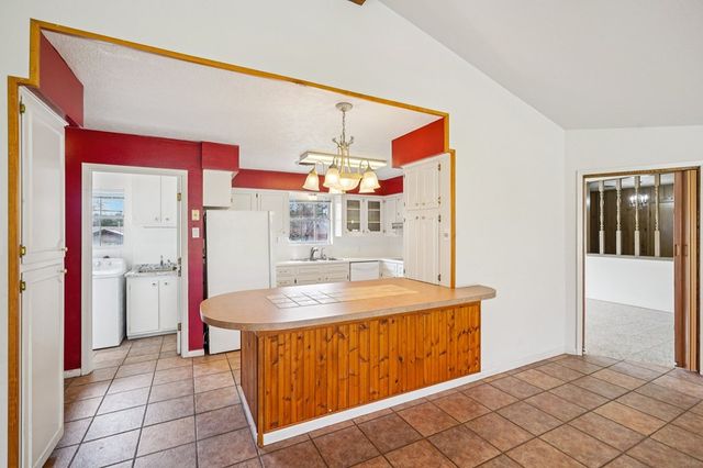 706 Cardinal Dr, Kerrville, TX 78028