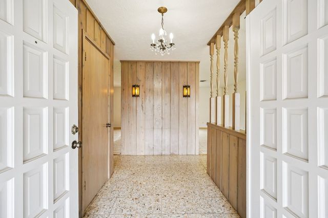 706 Cardinal Dr, Kerrville, TX 78028