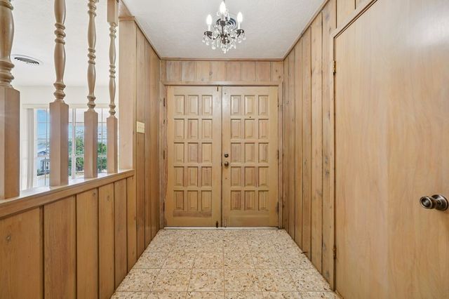 706 Cardinal Dr, Kerrville, TX 78028