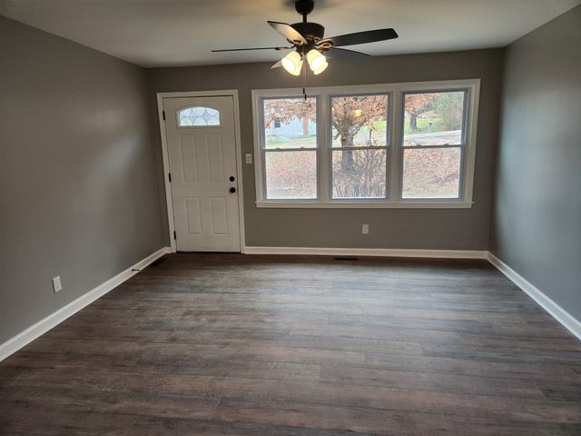 1301 Riley Hill Rd, Pulaski, TN 38478