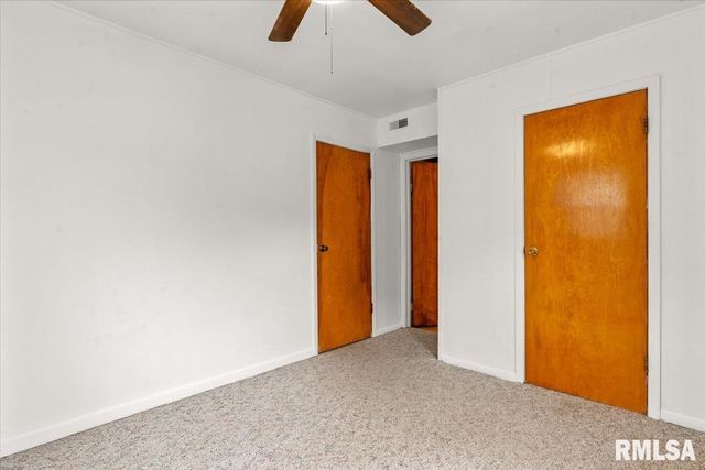 1638 W CAPITOL Avenue, Springfield, IL 62704