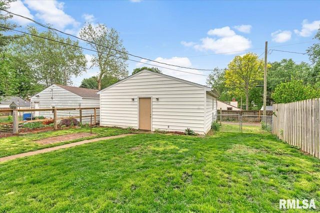 1638 W CAPITOL Avenue, Springfield, IL 62704