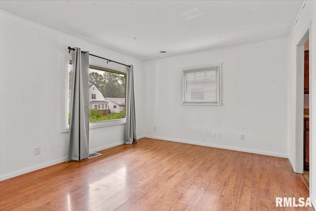 1638 W CAPITOL Avenue, Springfield, IL 62704