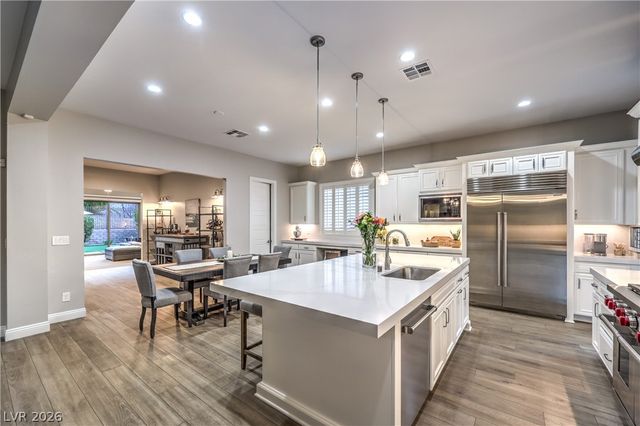 97 Menorca Island Court, Las Vegas, NV 89138