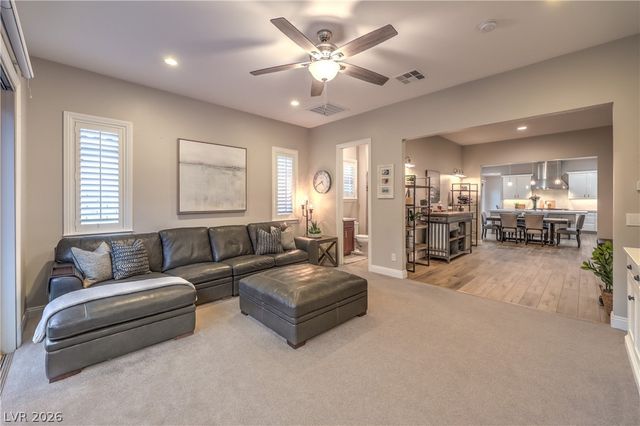 97 Menorca Island Court, Las Vegas, NV 89138