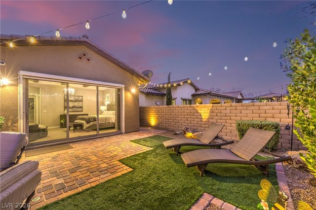 97 Menorca Island Court, Las Vegas, NV 89138