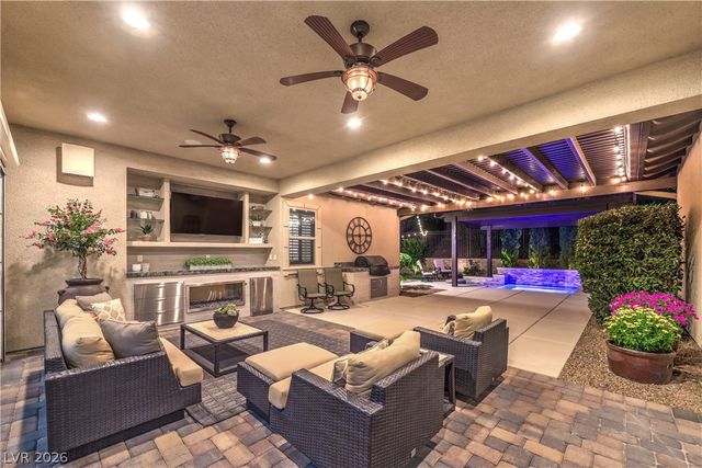 97 Menorca Island Court, Las Vegas, NV 89138