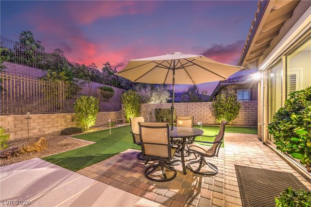 97 Menorca Island Court, Las Vegas, NV 89138