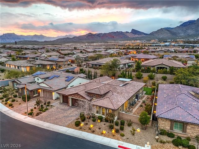 97 Menorca Island Court, Las Vegas, NV 89138