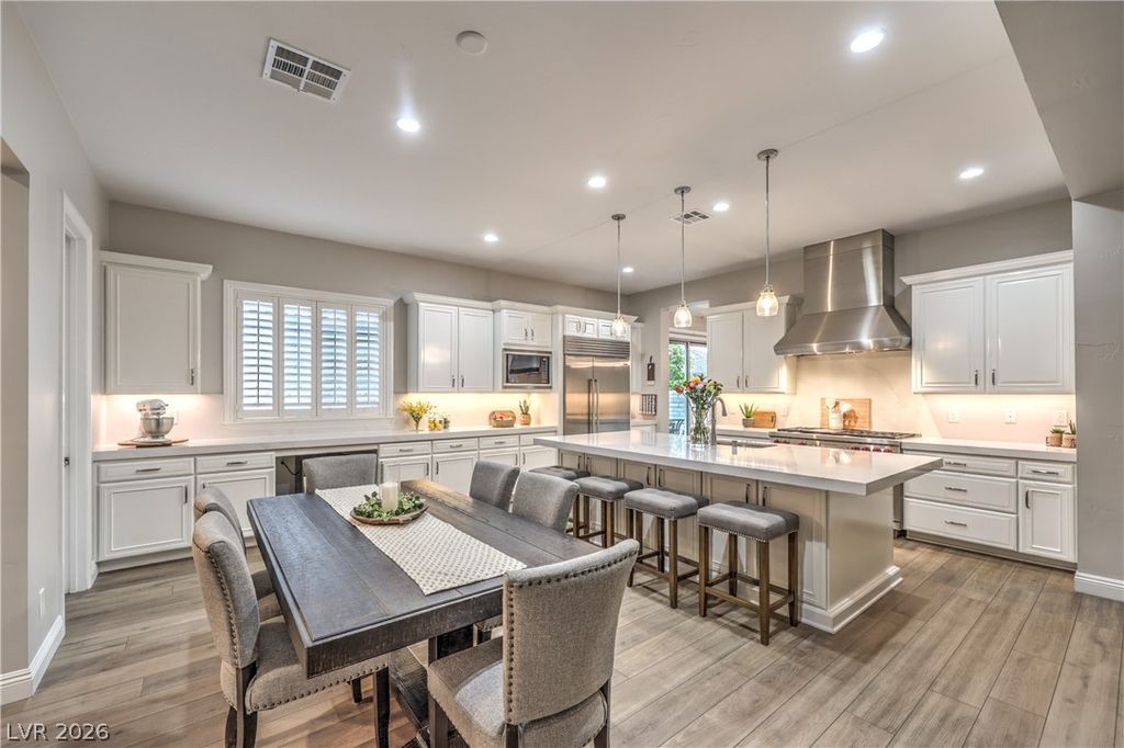 97 Menorca Island Court, Las Vegas, NV 89138