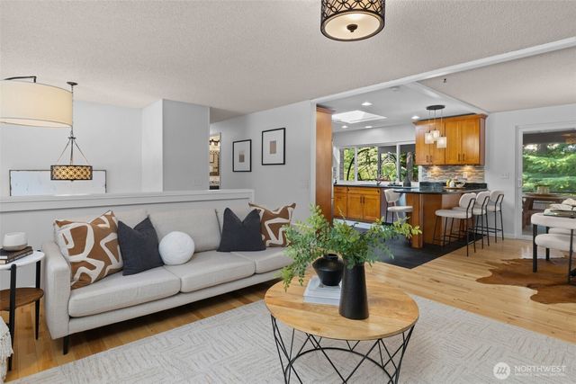 16570 SE 19th Street, Bellevue, WA 98008