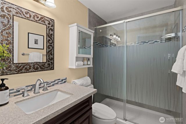 16570 SE 19th Street, Bellevue, WA 98008