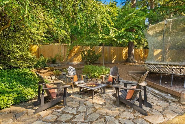 16570 SE 19th Street, Bellevue, WA 98008