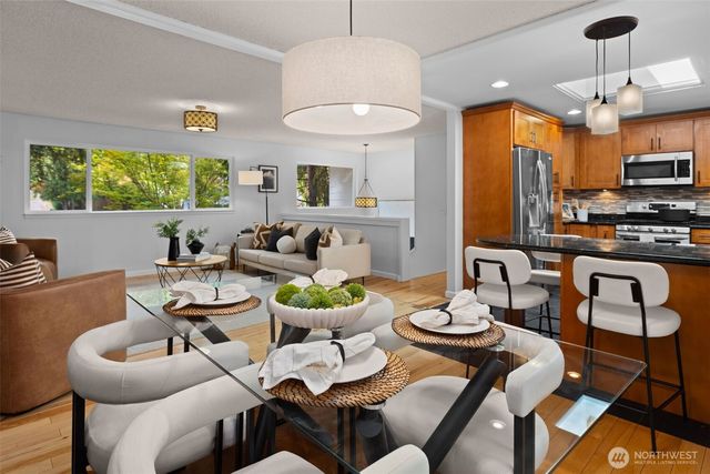 16570 SE 19th Street, Bellevue, WA 98008