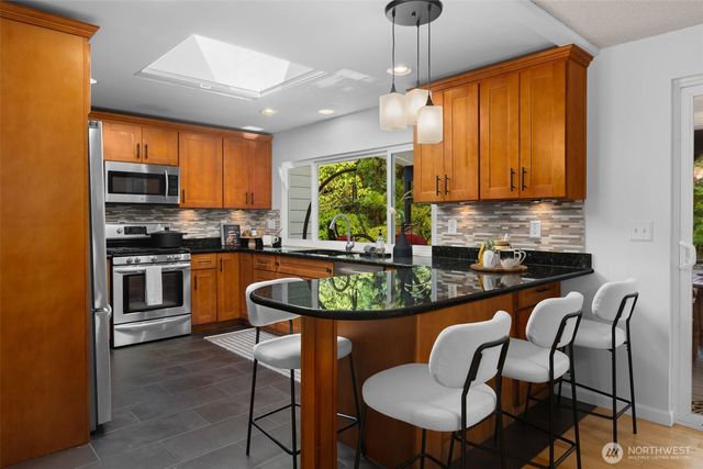 16570 SE 19th Street, Bellevue, WA 98008