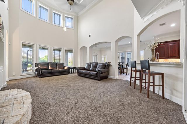 633 Crenshaw Road, Houston, TX 77504