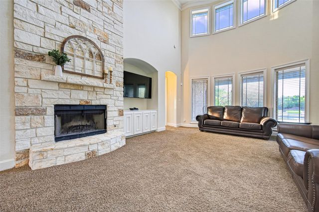 633 Crenshaw Road, Houston, TX 77504