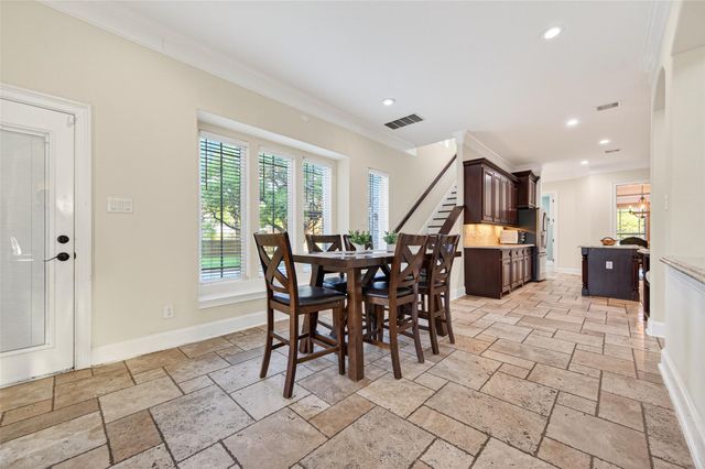 633 Crenshaw Road, Houston, TX 77504