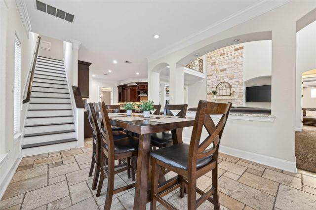 633 Crenshaw Road, Houston, TX 77504