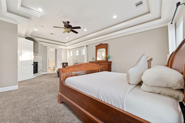 633 Crenshaw Road, Houston, TX 77504