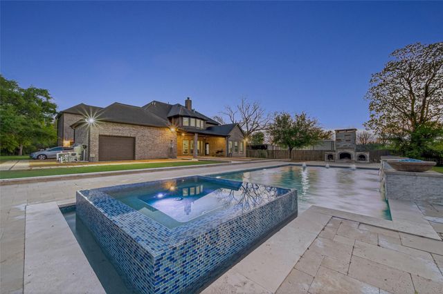 633 Crenshaw Road, Houston, TX 77504