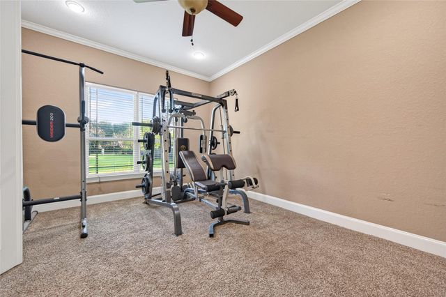 633 Crenshaw Road, Houston, TX 77504