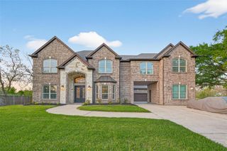 633 Crenshaw Road, Houston, TX 77504