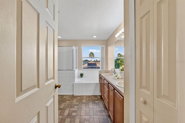 4921 CASA VISTA DRIVE, Orlando, FL 32837