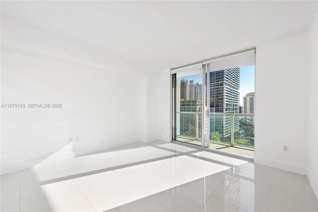 500 Brickell Ave 1402, Miami, FL 33131